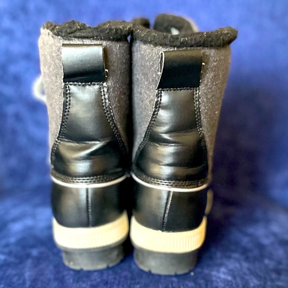 Totes • Kids Snow Boots - Picture 4 of 7